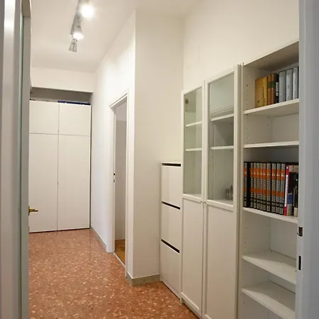 Vatican Firefly House Řím