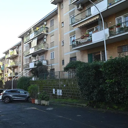 Vatican Firefly House * Rome